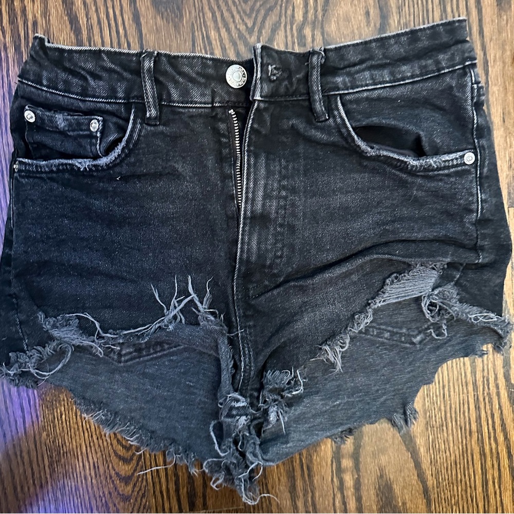 Zara Black Jean shorts style 8197/111/800/38 size 6